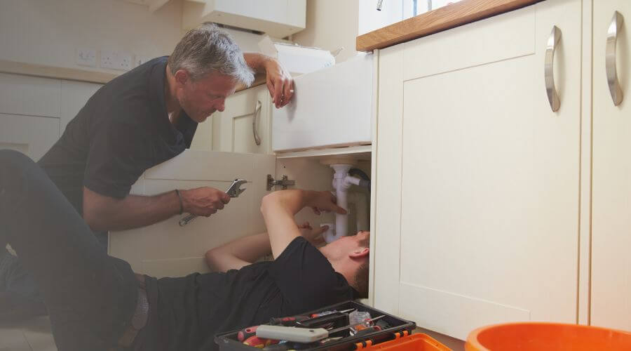 Expert burst pipe repair services in Watervliet, NY